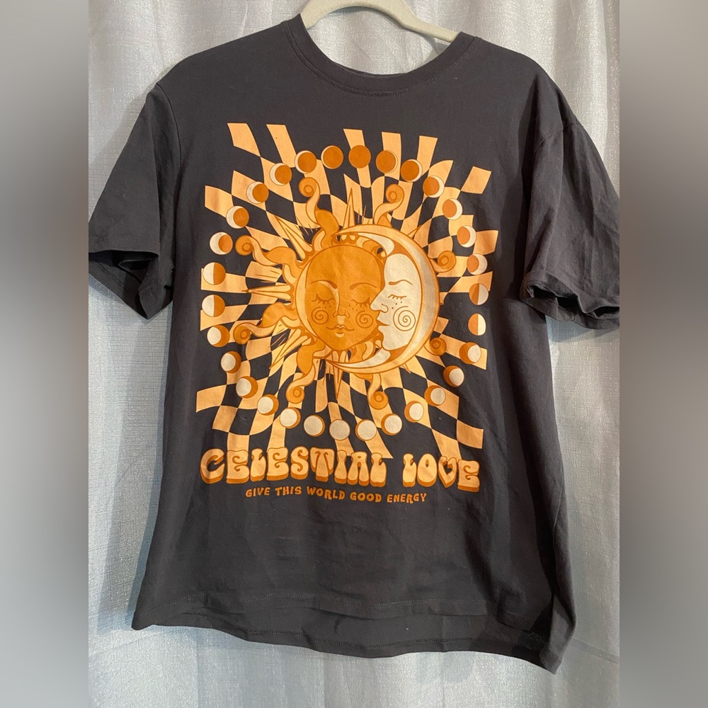 100% recycled material. Orange and yellow Sun and Moon Graphic Tee size large.